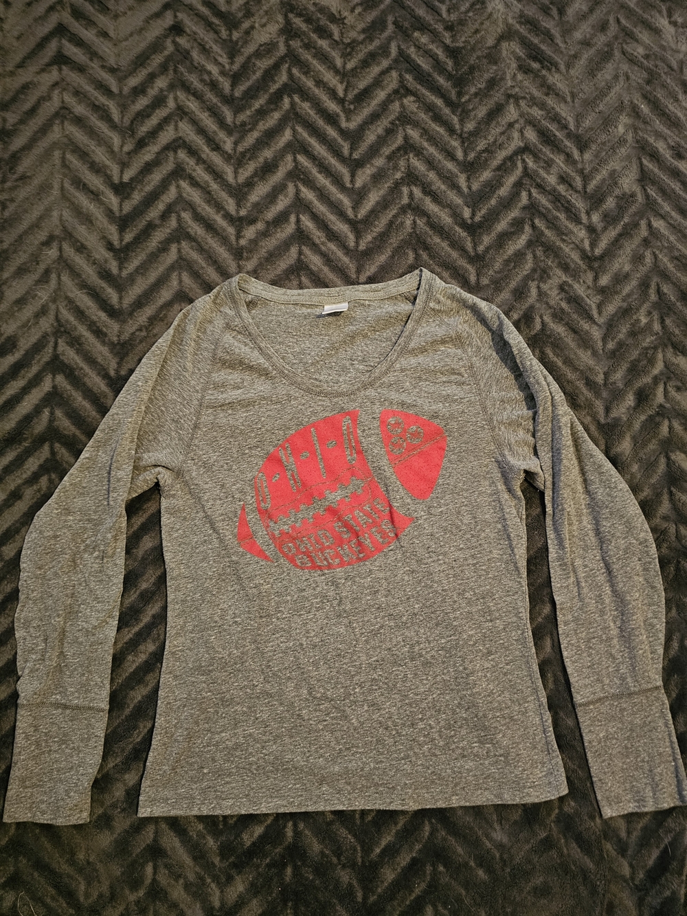 🏈 J. America Ohio State Buckeyes Women’s Gray Long Sleeve Shirt